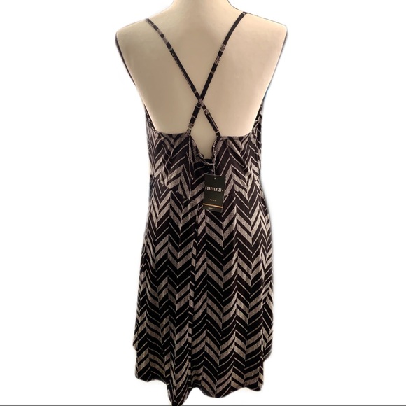 🆕 Forever 21+ Dress - Picture 3 of 6